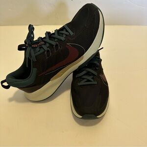 Nike Juniper Trail 2  Trail Running Shoes Men’s 8.5/ Women’s 10